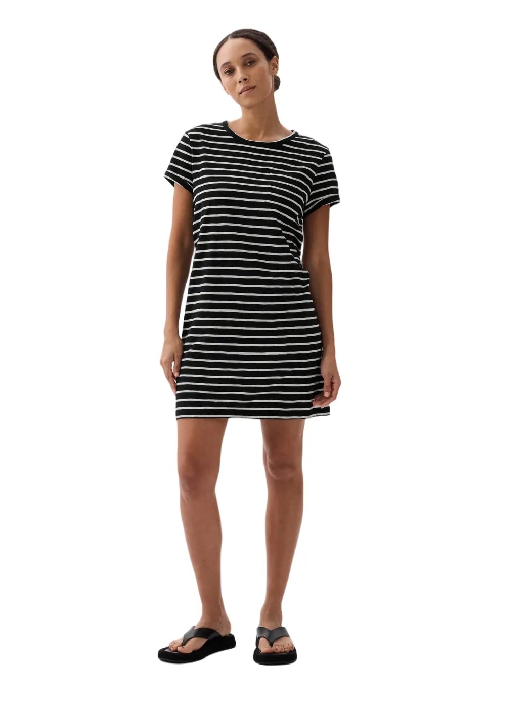 GAP Women's Relaxed Fit Pocket T-Shirt Dress for Casual Wear Lightweight Breathable Comfortable Regular Fit